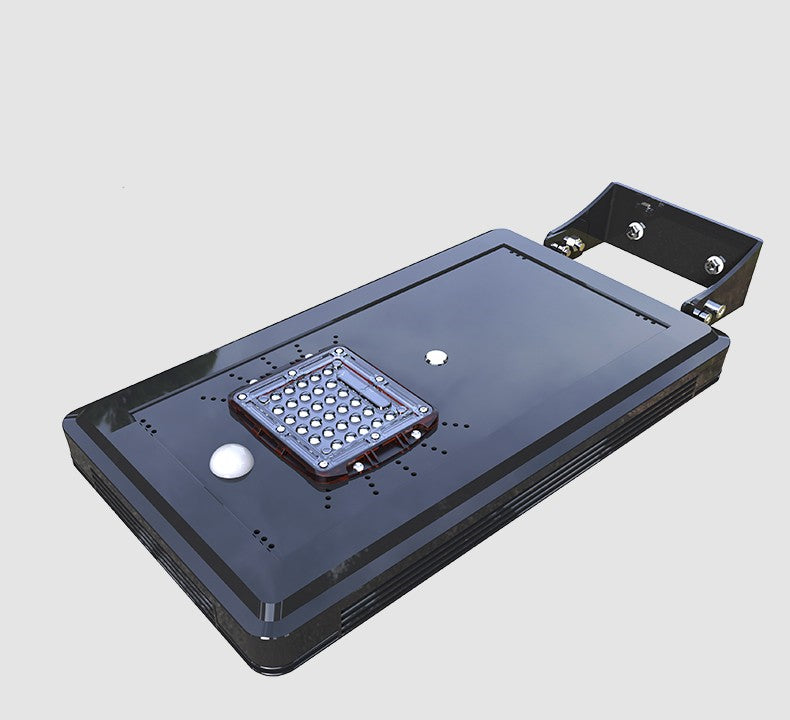 EV-GL-102 lamp with bracket – angled view