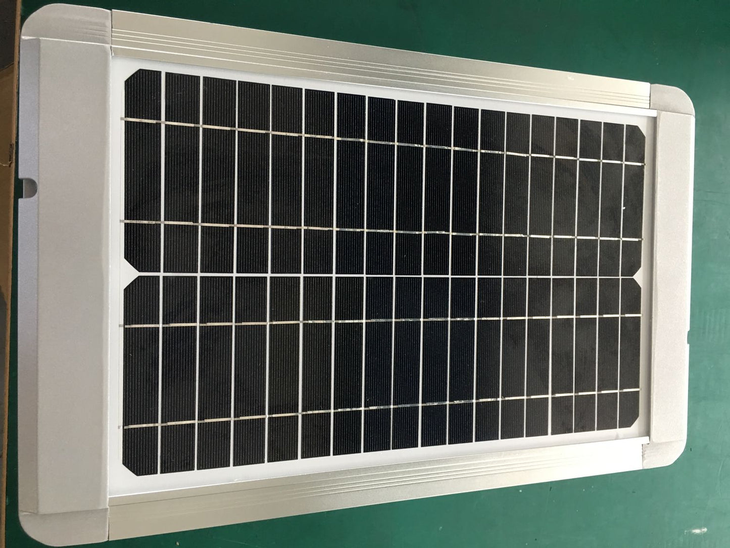 ELS-32P Sokak Güneş Lambası - 20W High Efficiency Monocrystalline