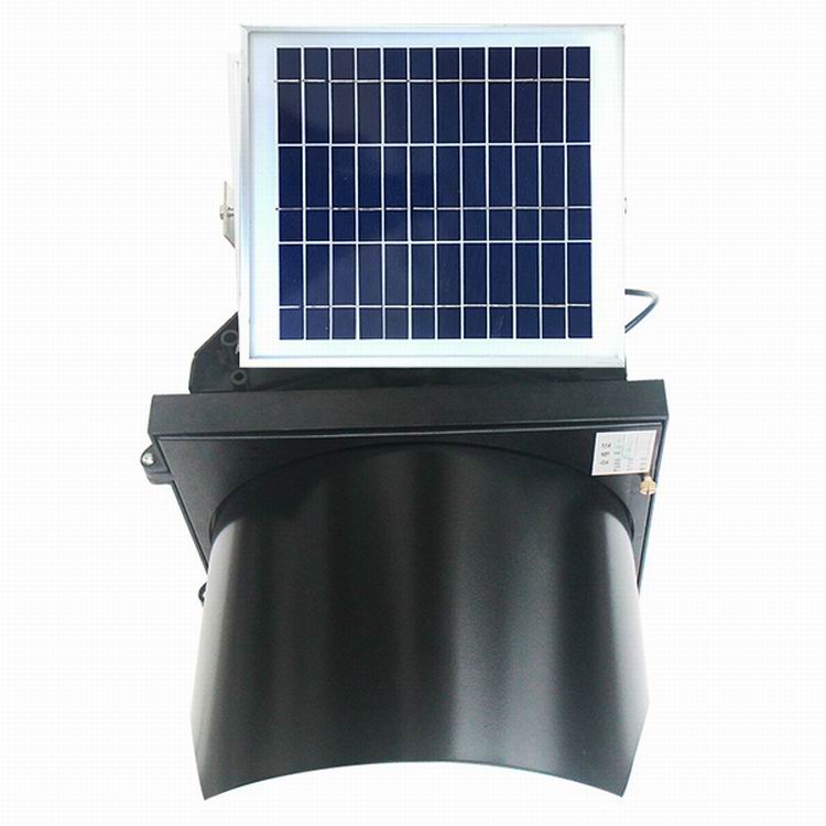 Solar Traffic Signal Flashing Light - A