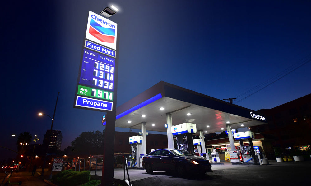 EV-SG-106 lighting a petrol station sign